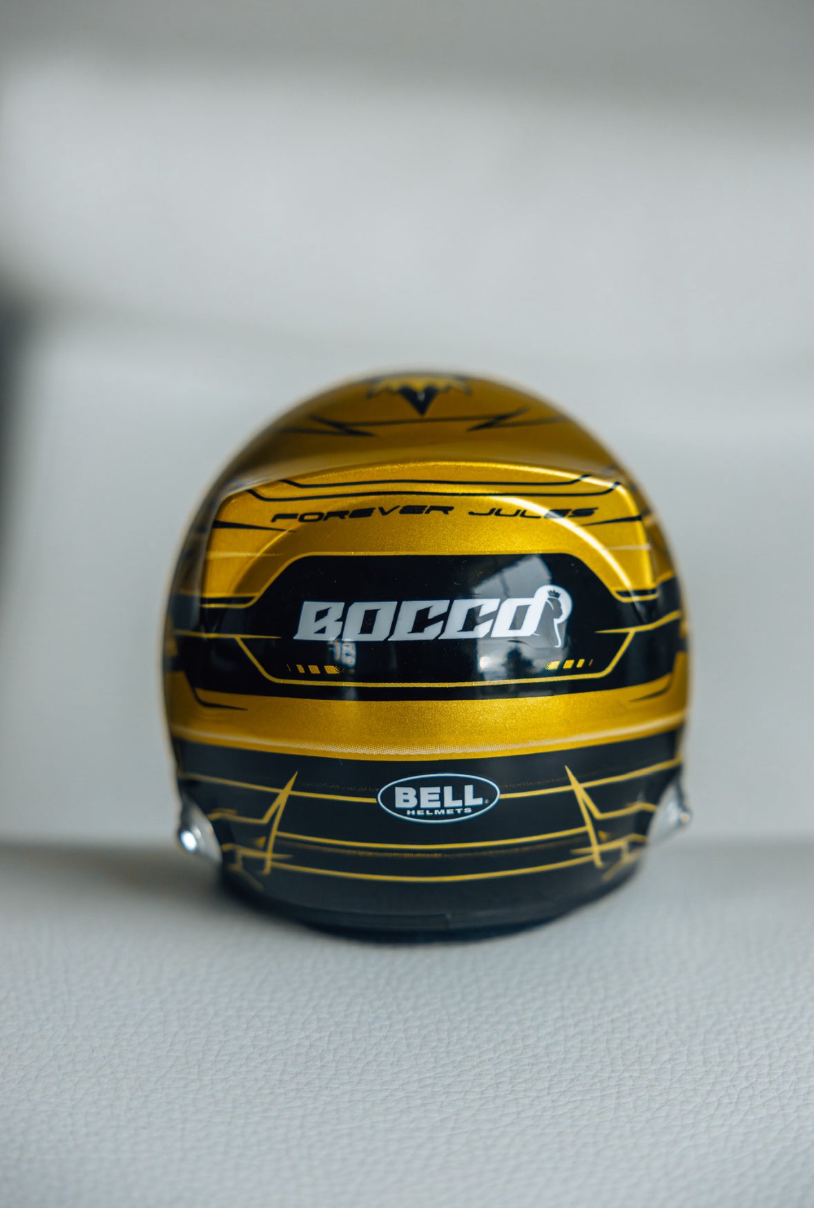 MINI CASQUE 2024