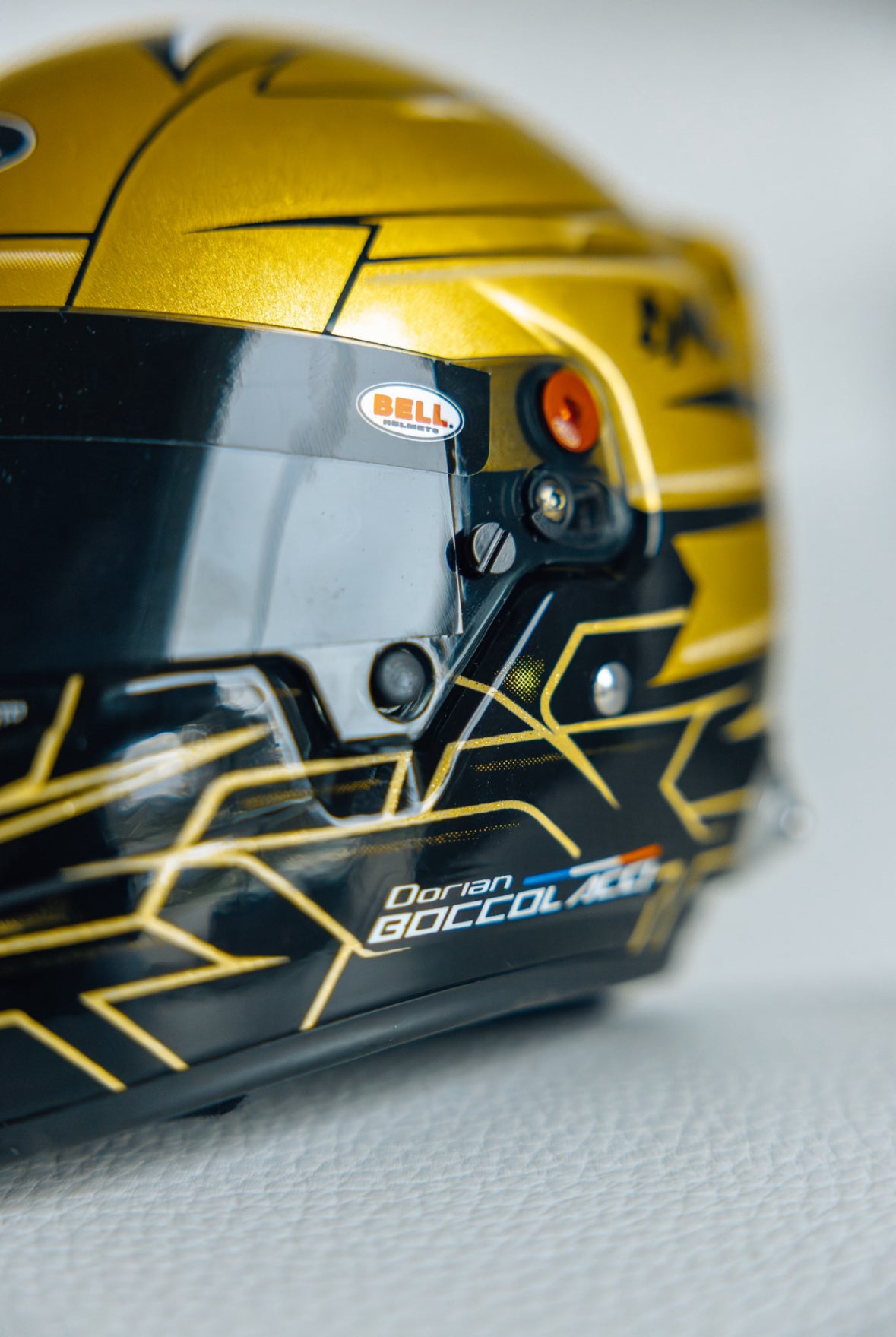 MINI CASQUE 2024
